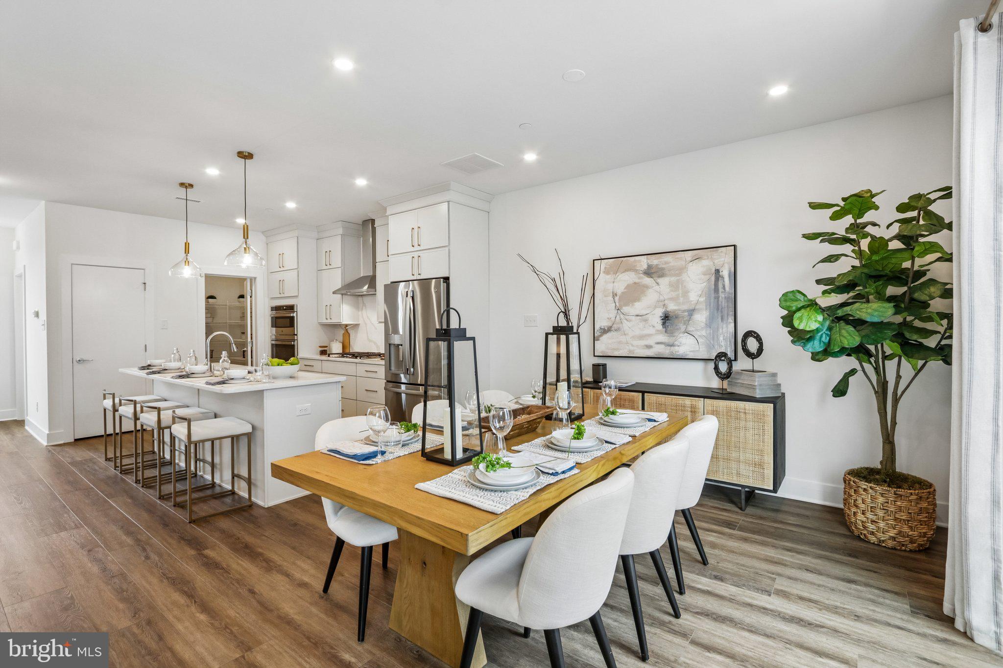RIVER PLACE - Residential