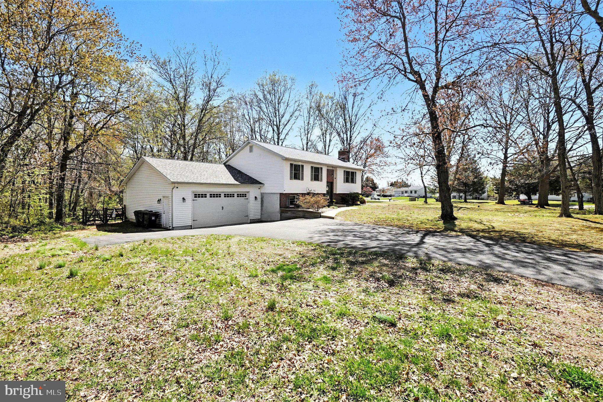 ARUNDEL - Residential