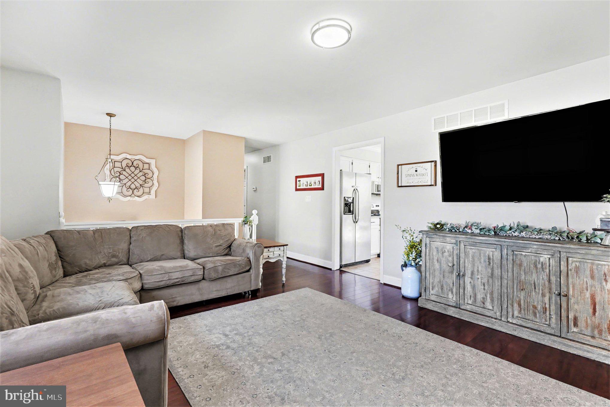 ARUNDEL - Residential