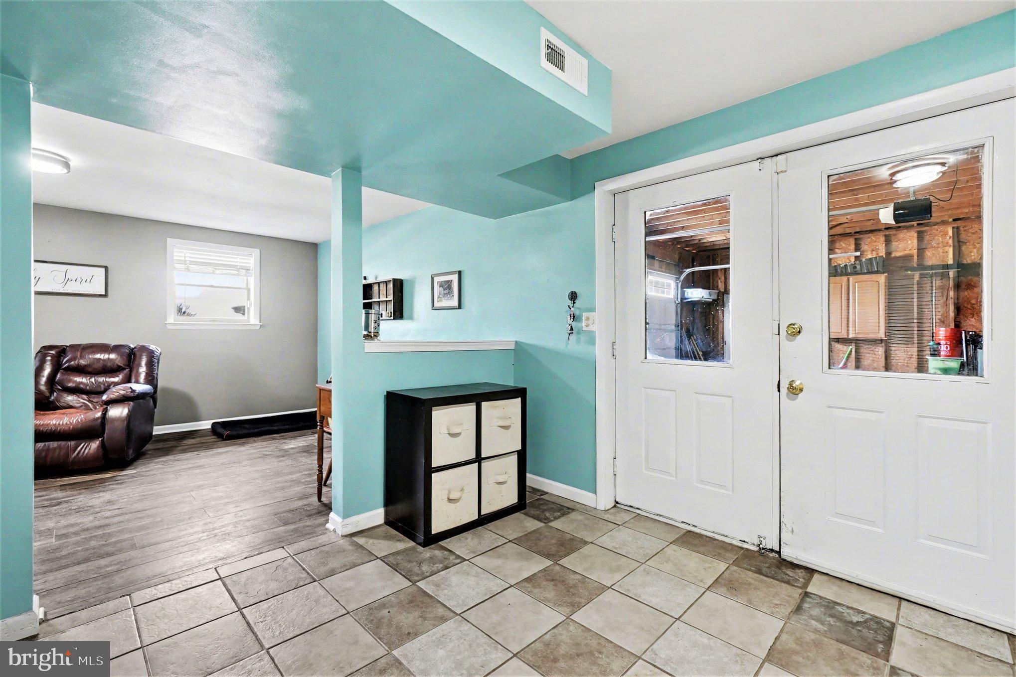 ARUNDEL - Residential