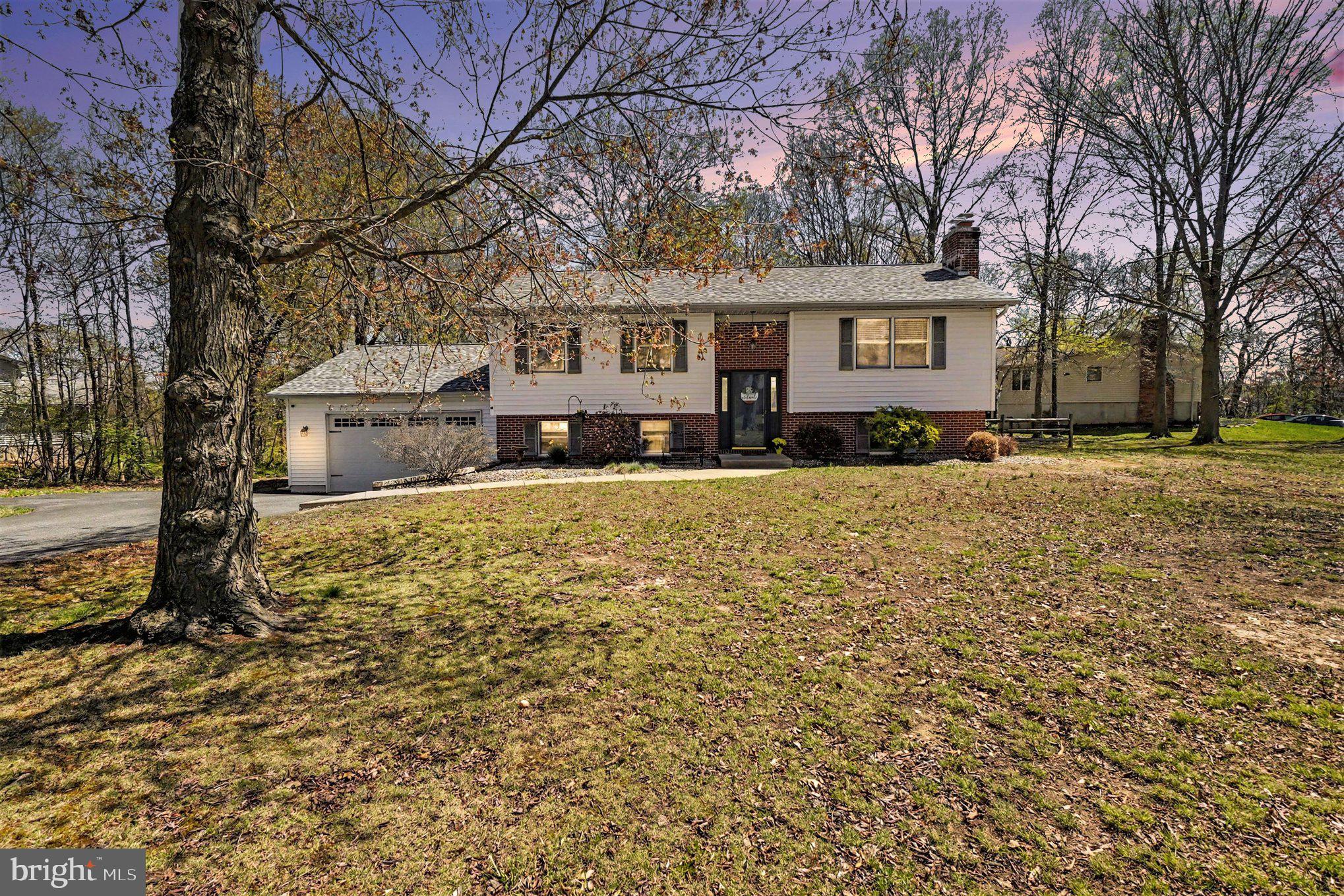 ARUNDEL - Residential