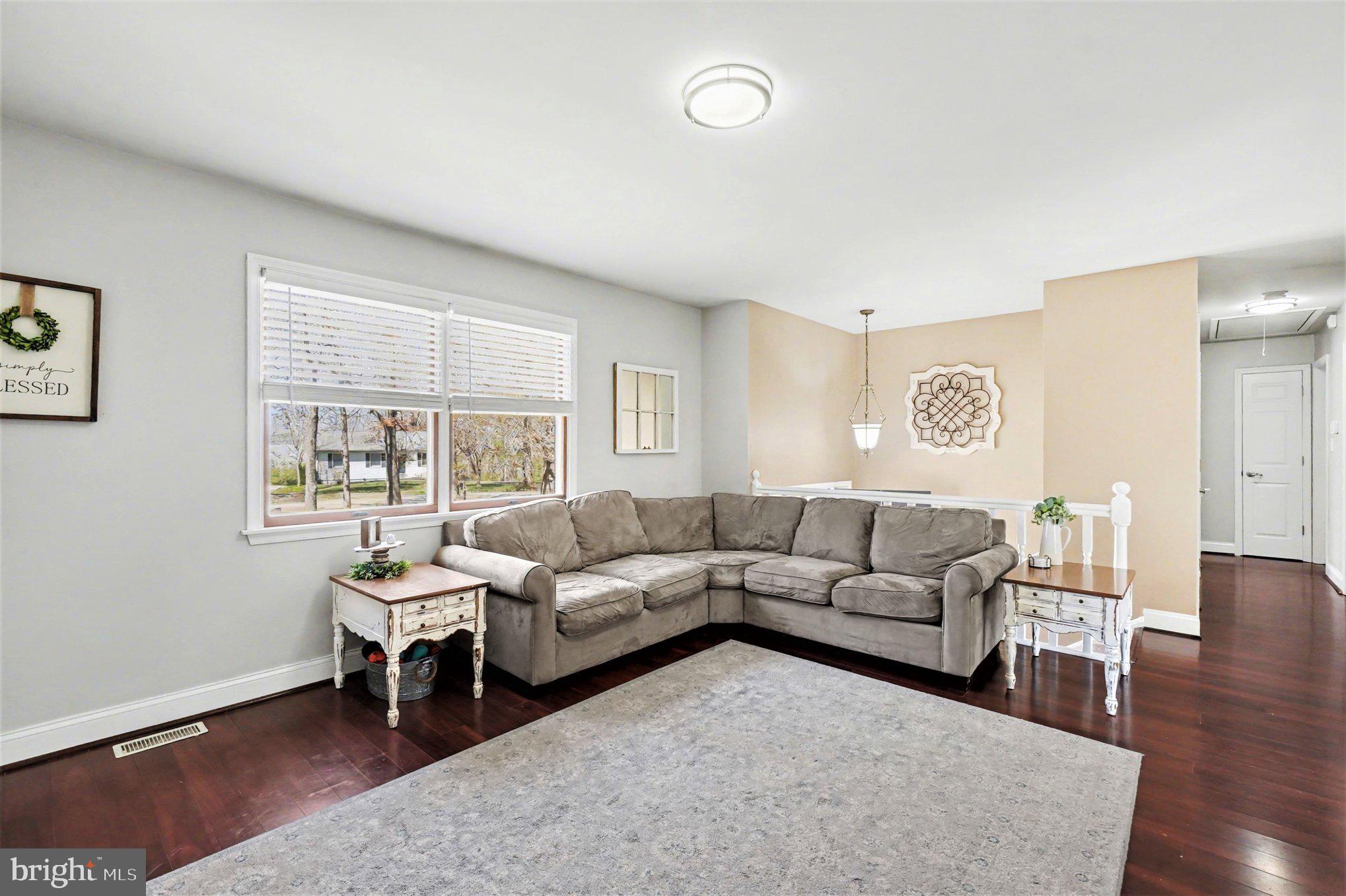 ARUNDEL - Residential