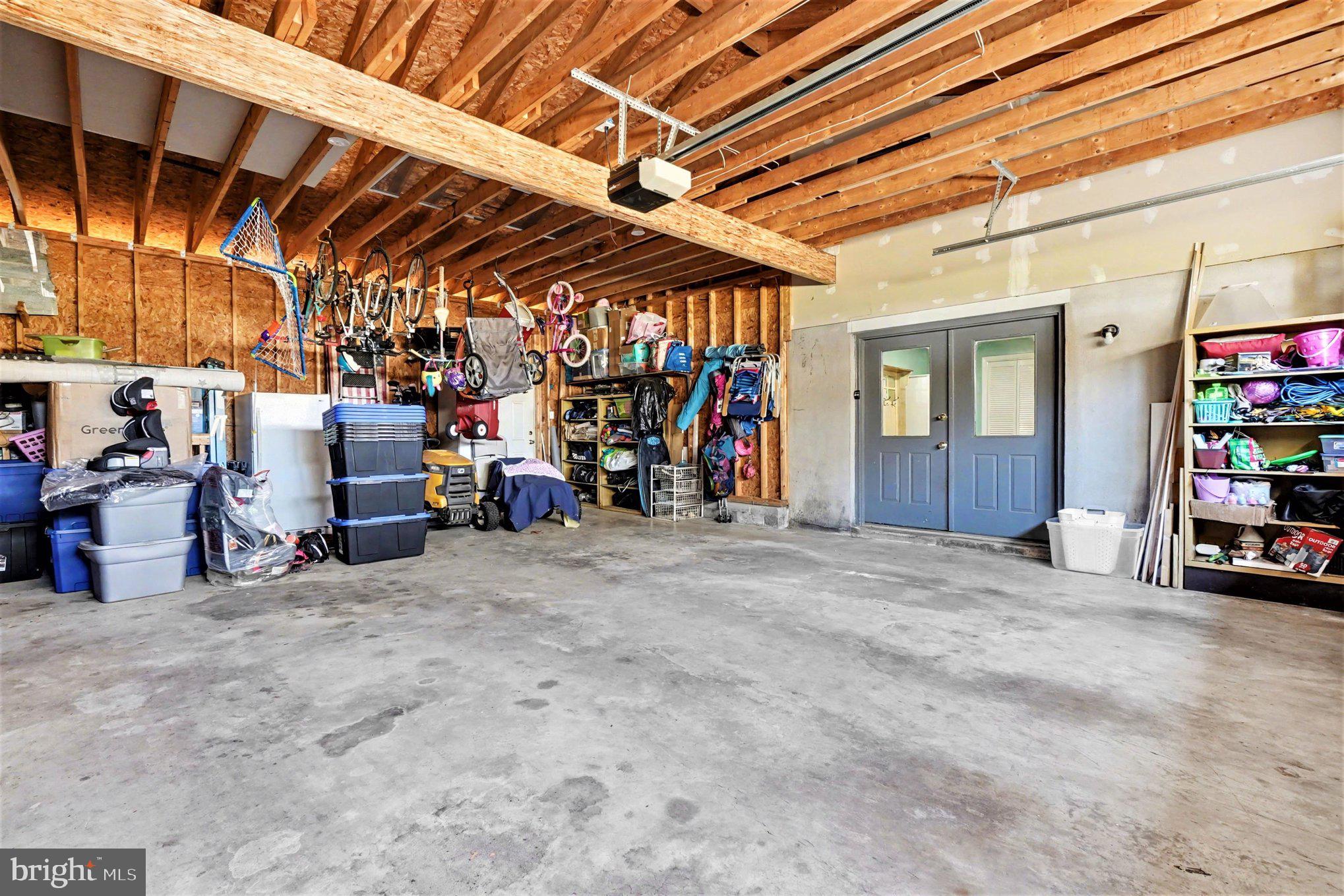 ARUNDEL - Residential