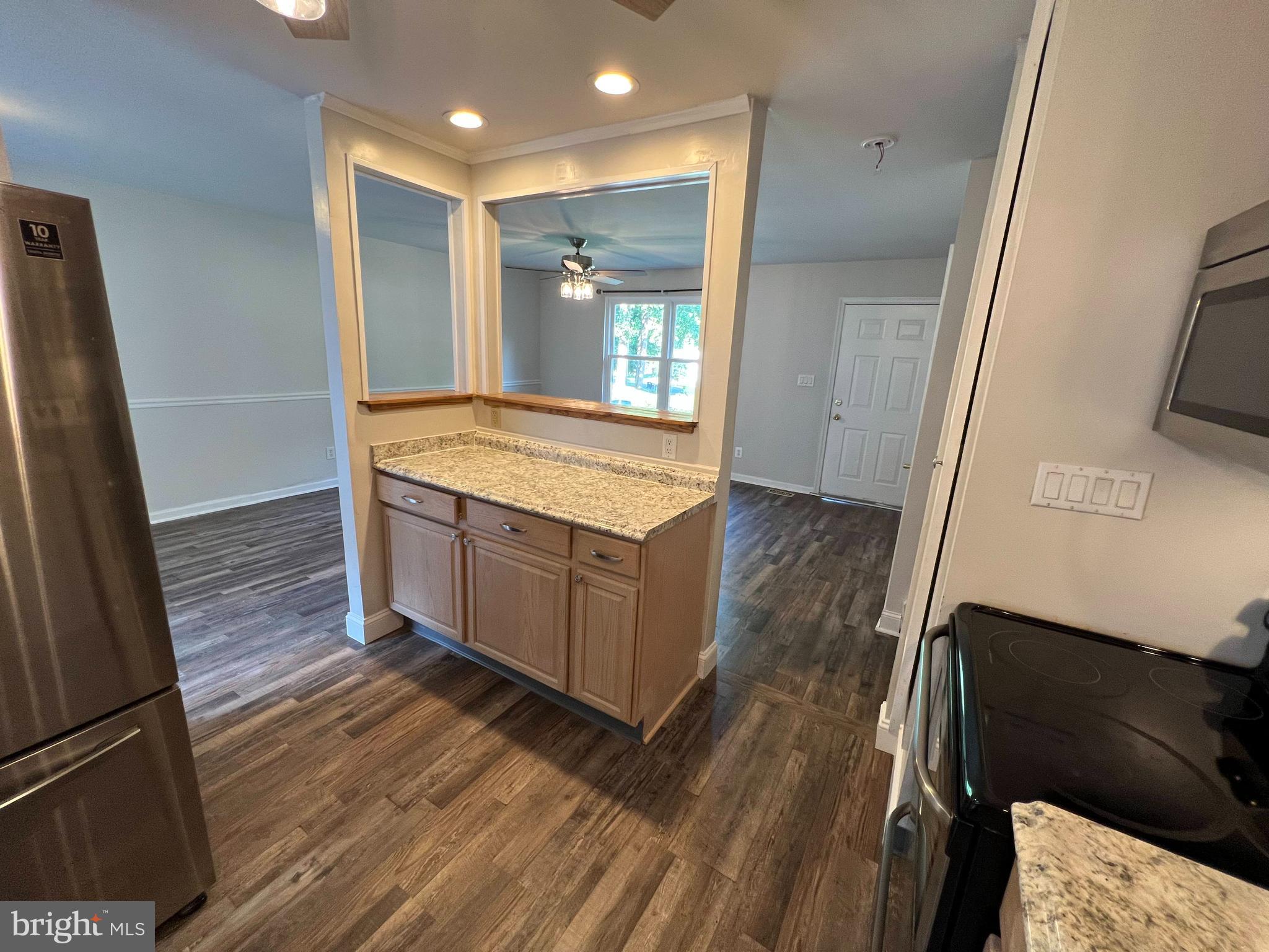 HOLLEYBROOKE - Residential Lease