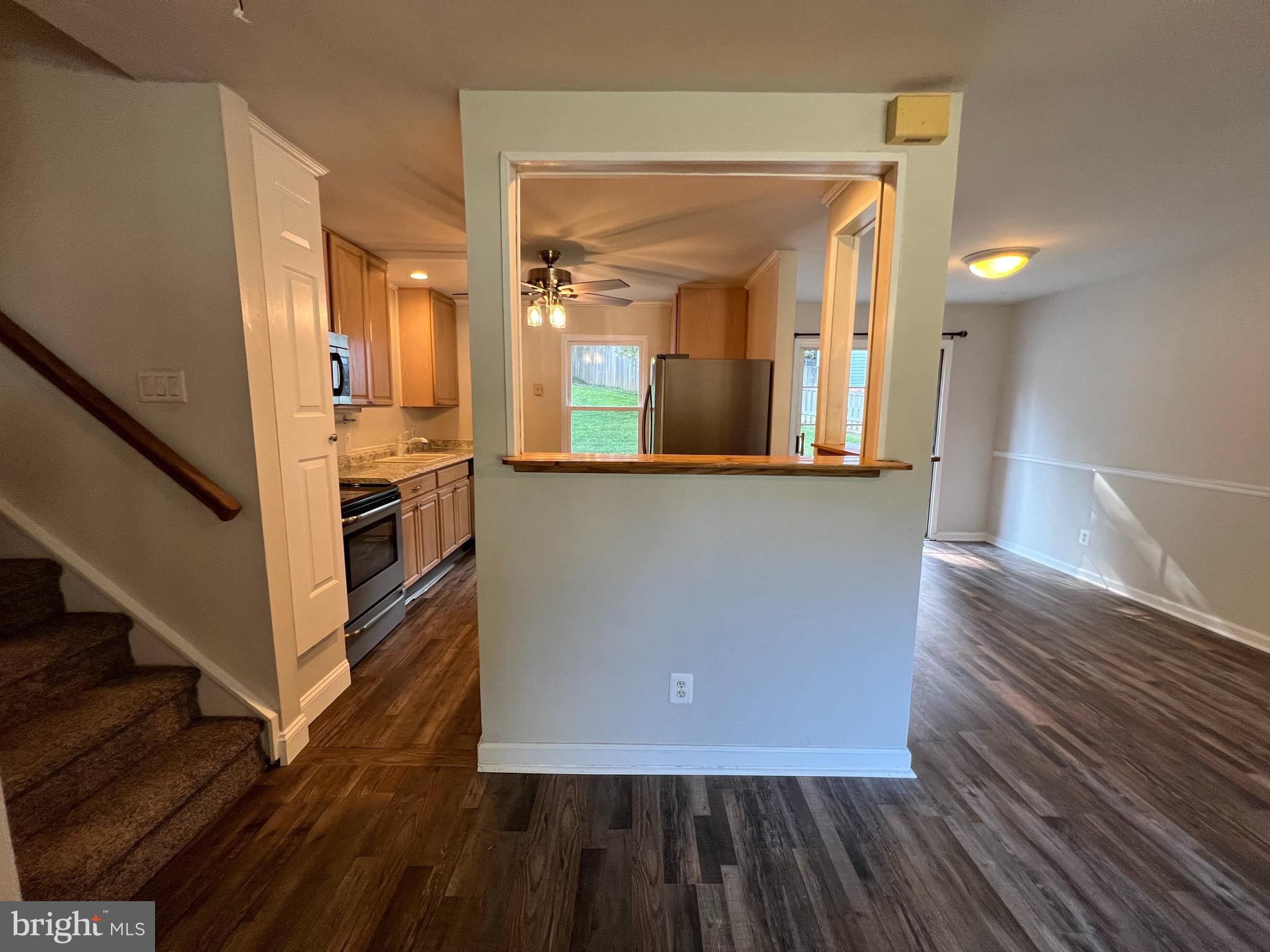 HOLLEYBROOKE - Residential Lease