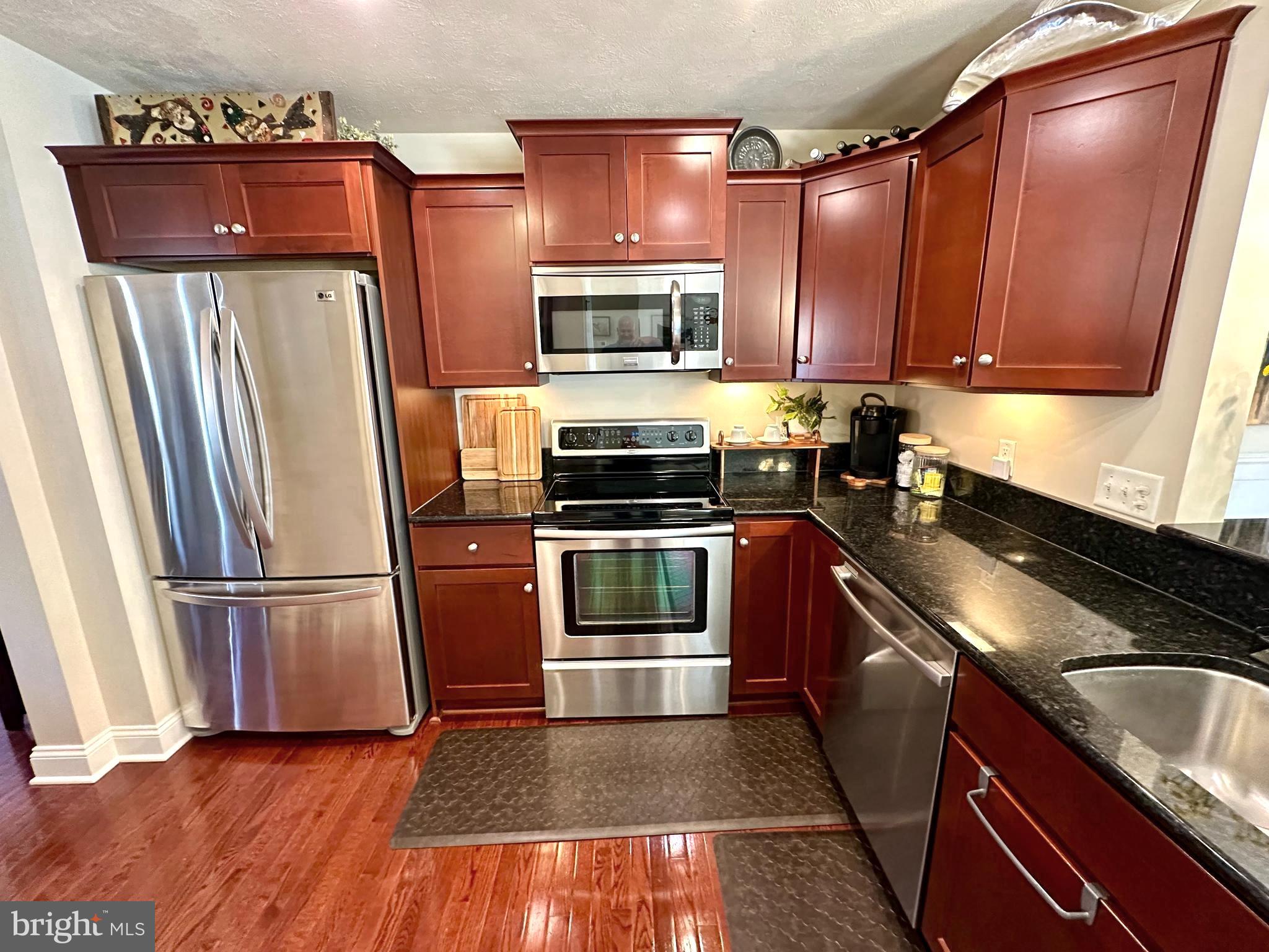 BRYNWOOD - Residential