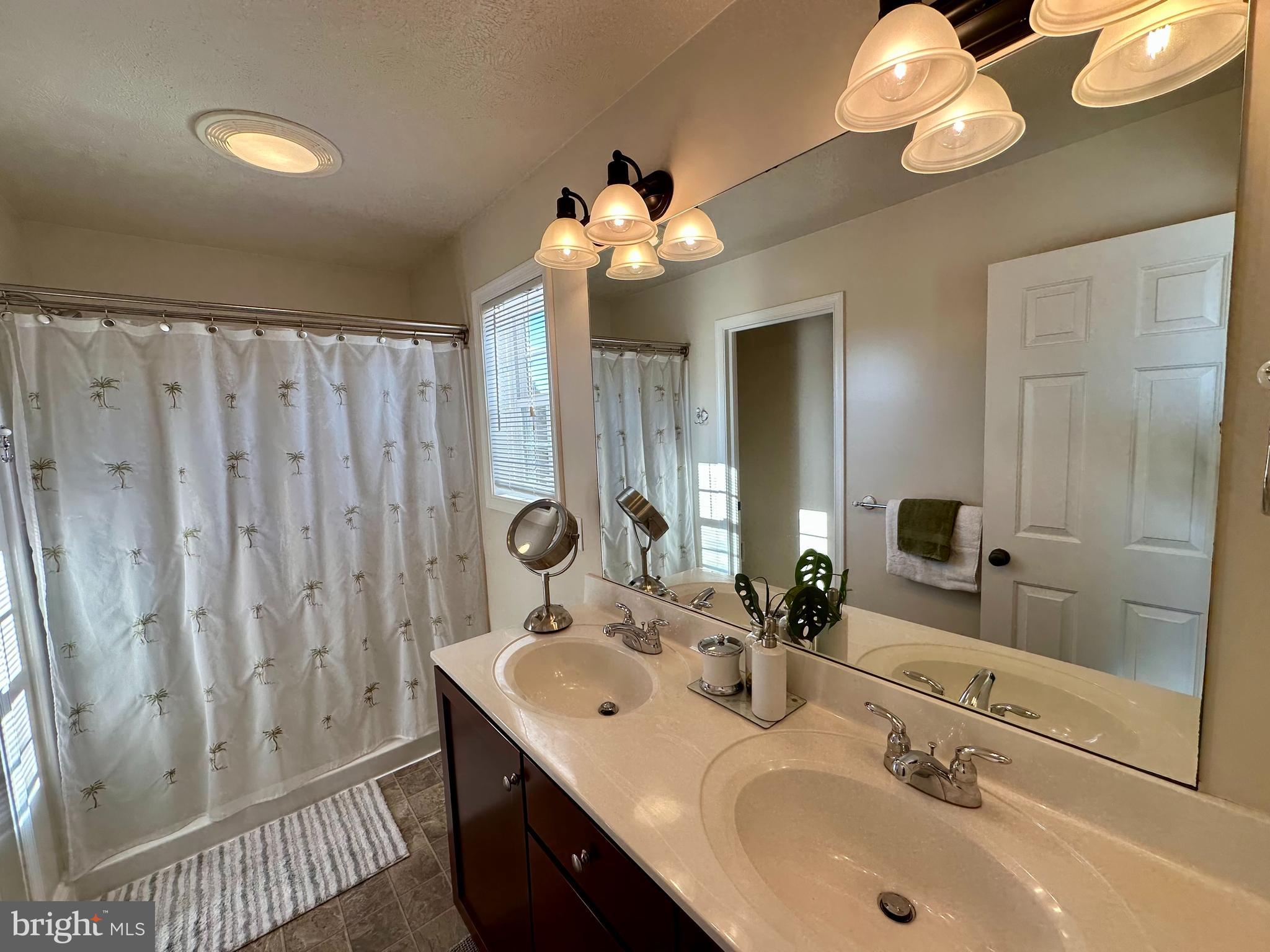 BRYNWOOD - Residential