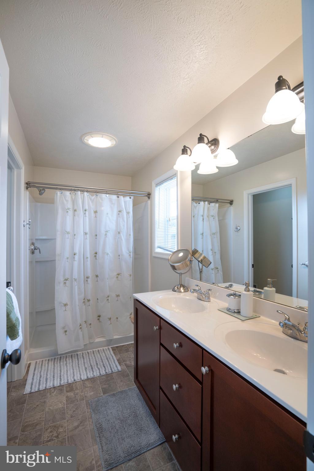 BRYNWOOD - Residential