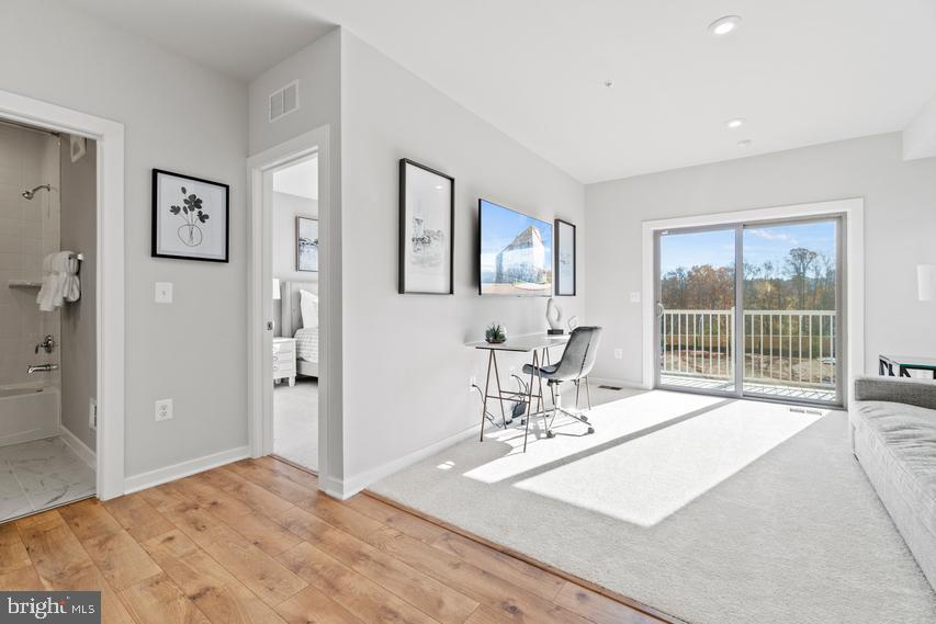 MANASSAS PARK - Residential