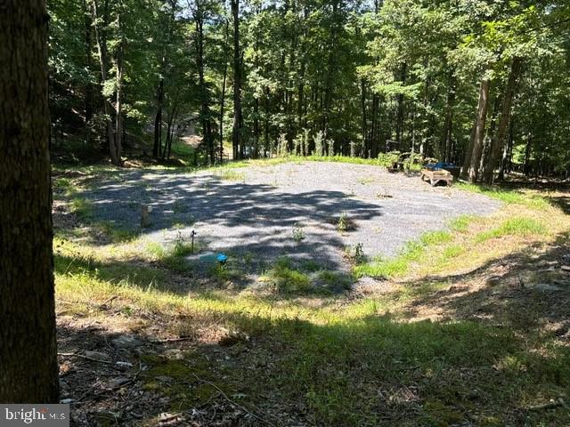 SHADOW KNOLLS - Land