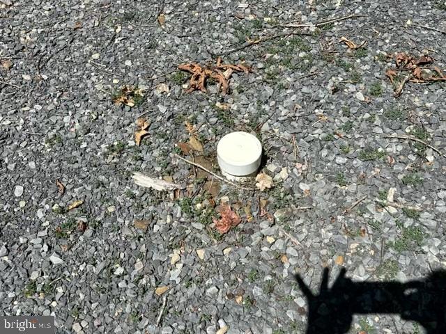 SHADOW KNOLLS - Land