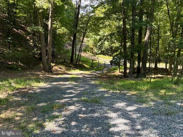 SHADOW KNOLLS - Land