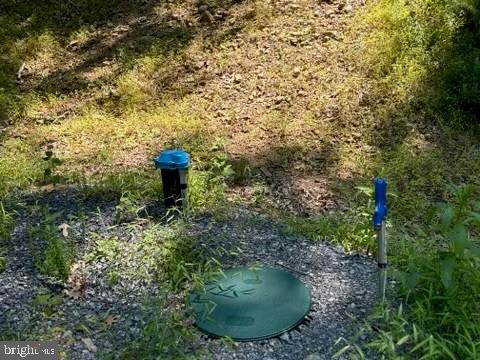 SHADOW KNOLLS - Land