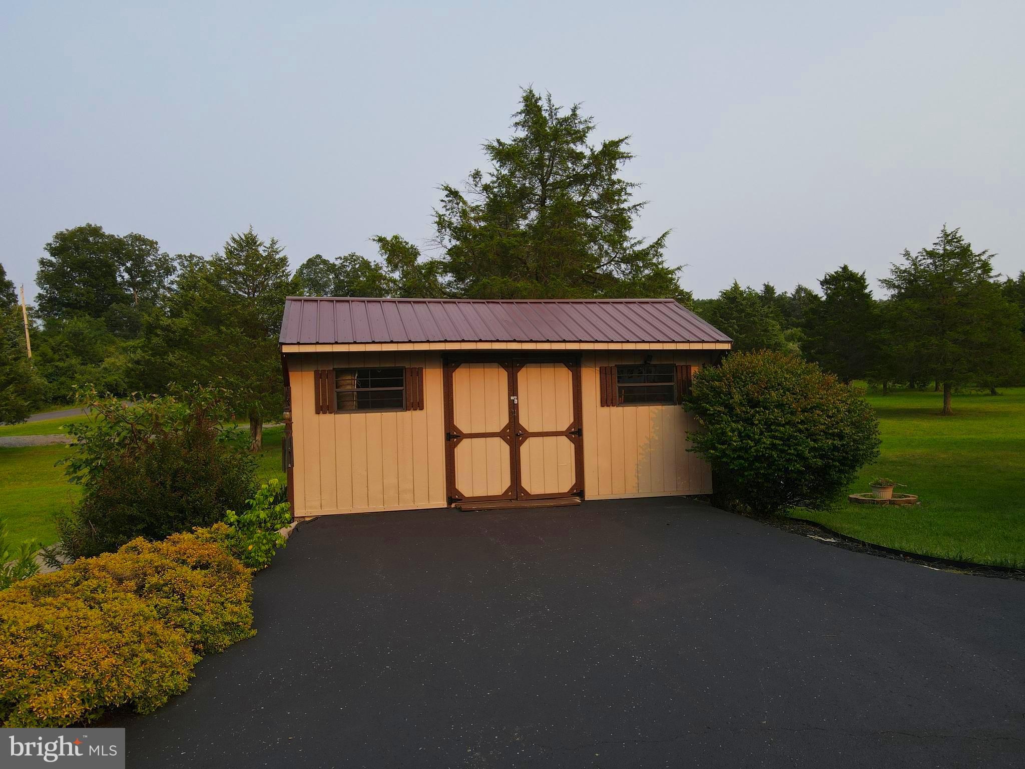 GREENFIELDS - Residential