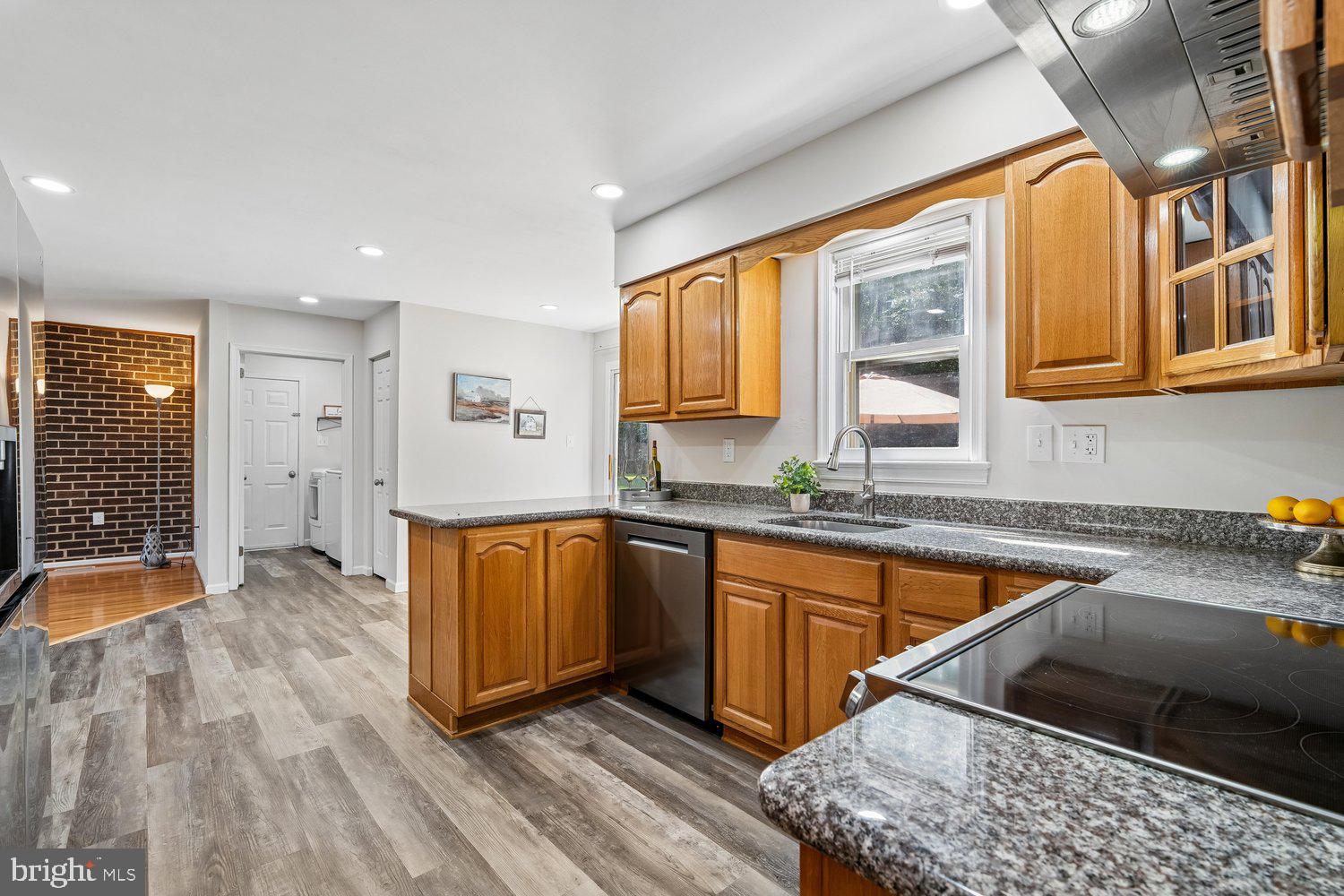 PERRYWOOD ESTATES - Residential