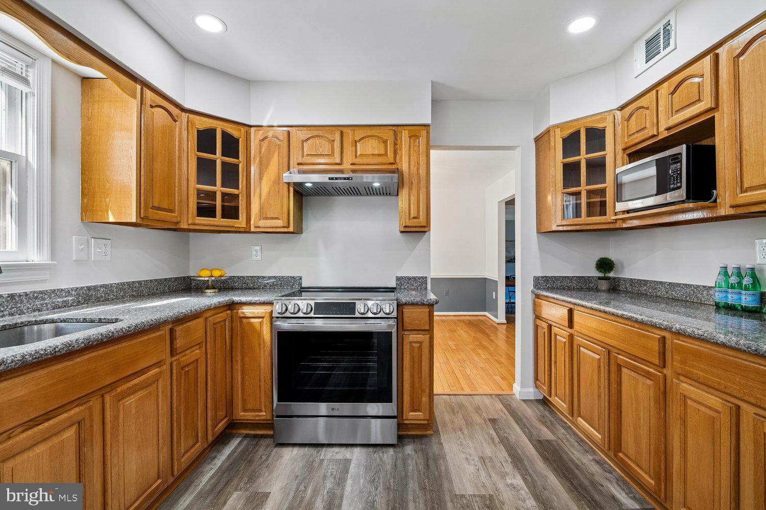 PERRYWOOD ESTATES - Residential
