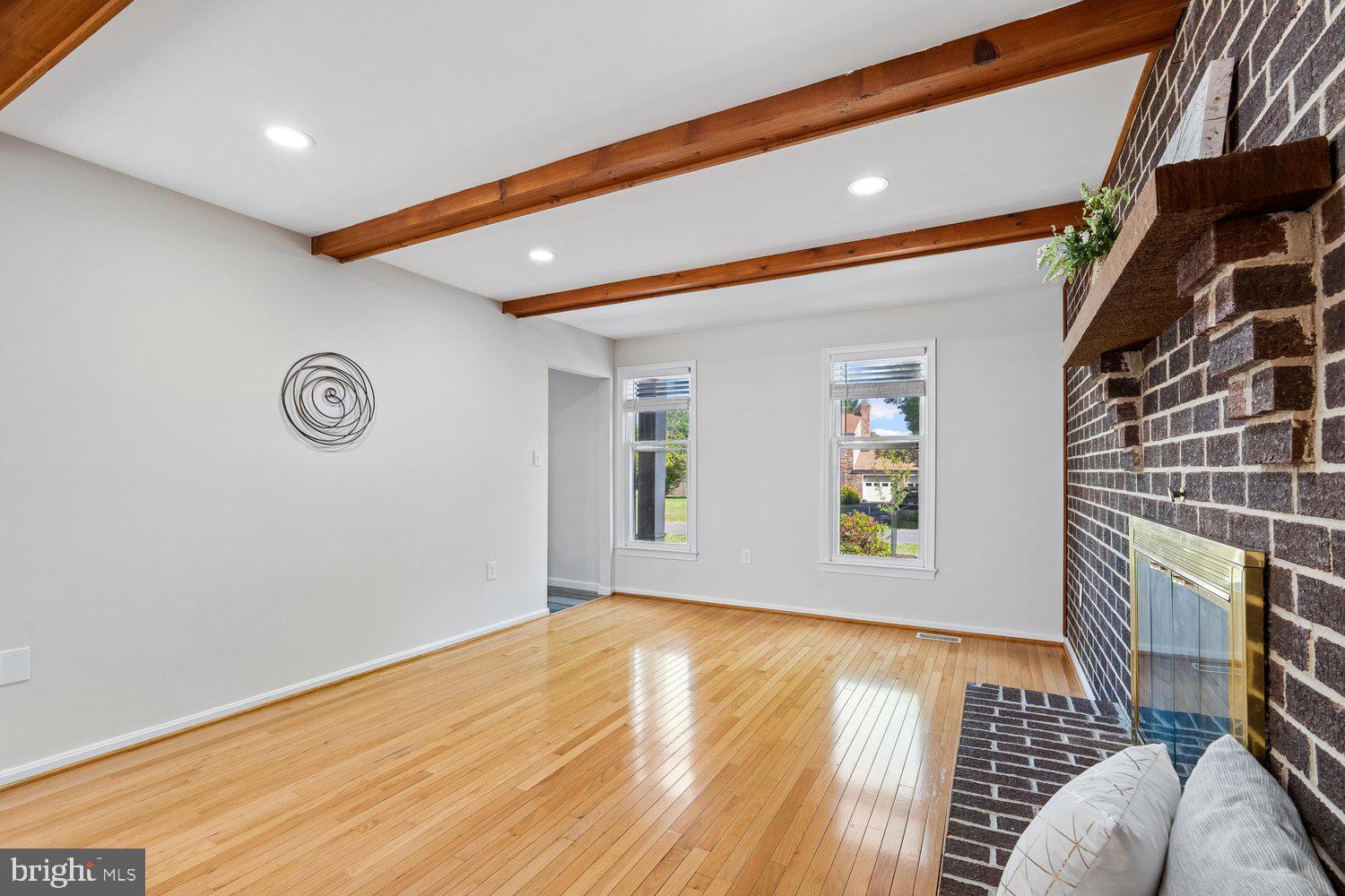 PERRYWOOD ESTATES - Residential