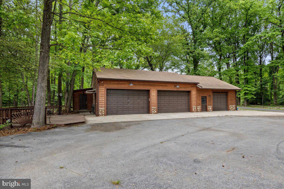 15301 POPLAR HILL ROAD