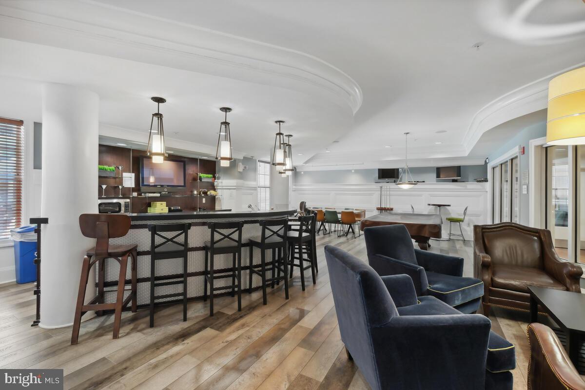 THE COLONNADE AT KENTLANDS - Residential