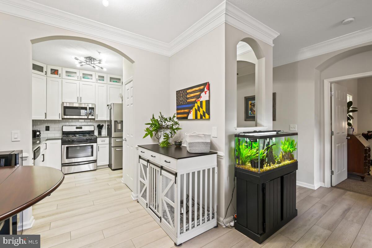 THE COLONNADE AT KENTLANDS - Residential