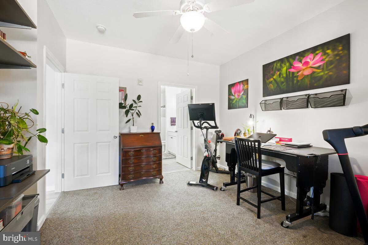 THE COLONNADE AT KENTLANDS - Residential