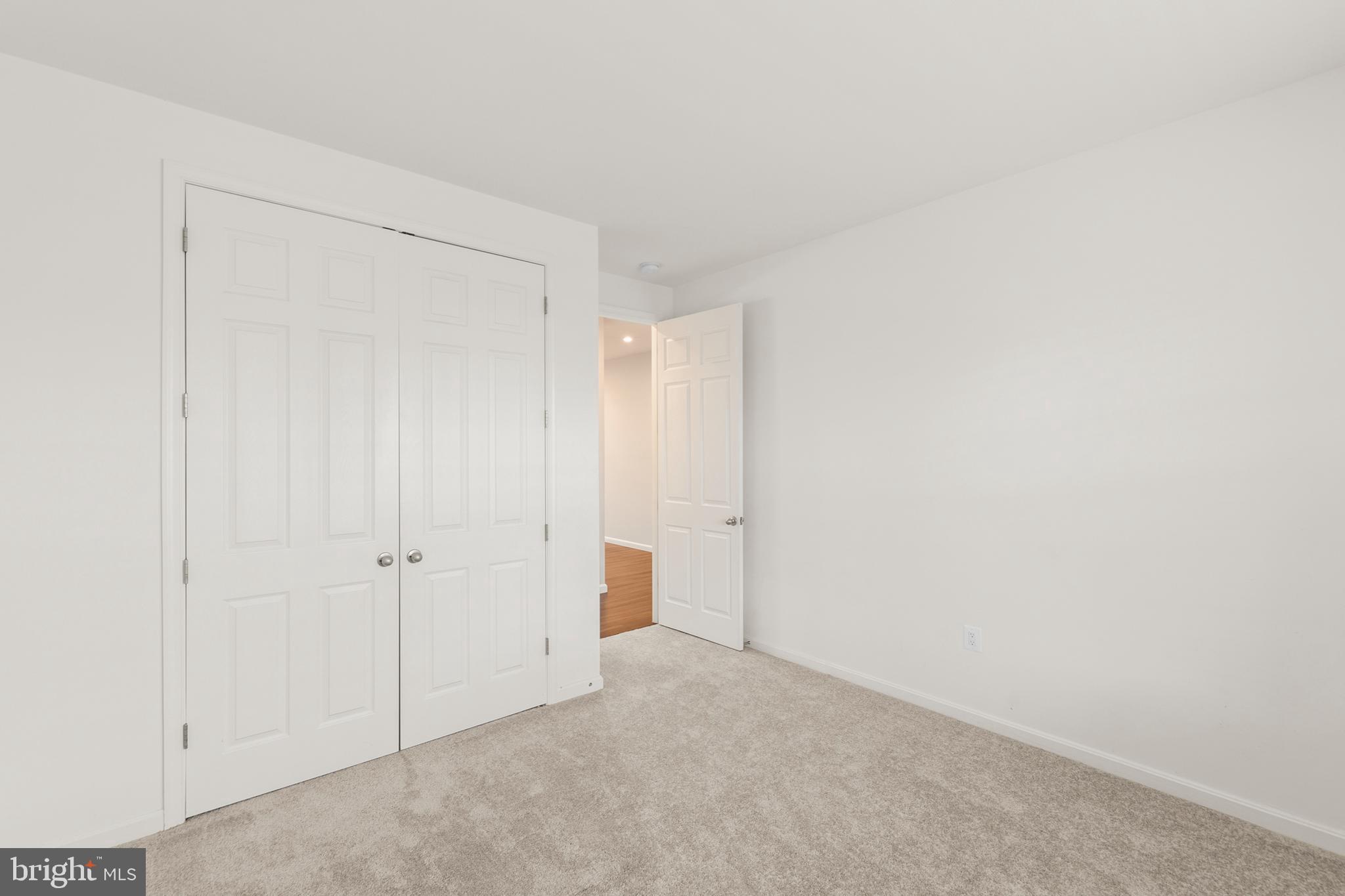 SOUTHERN HILLS - Residential Lease