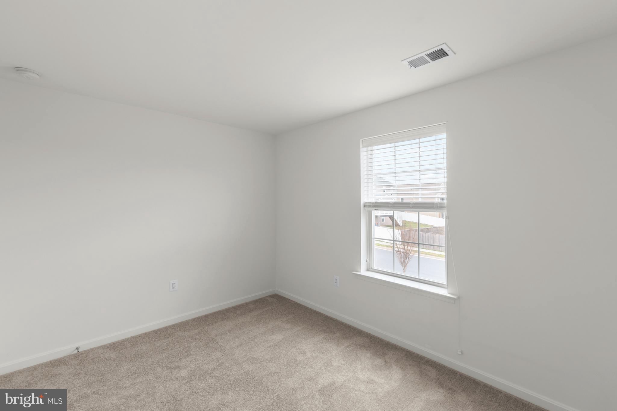 SOUTHERN HILLS - Residential Lease