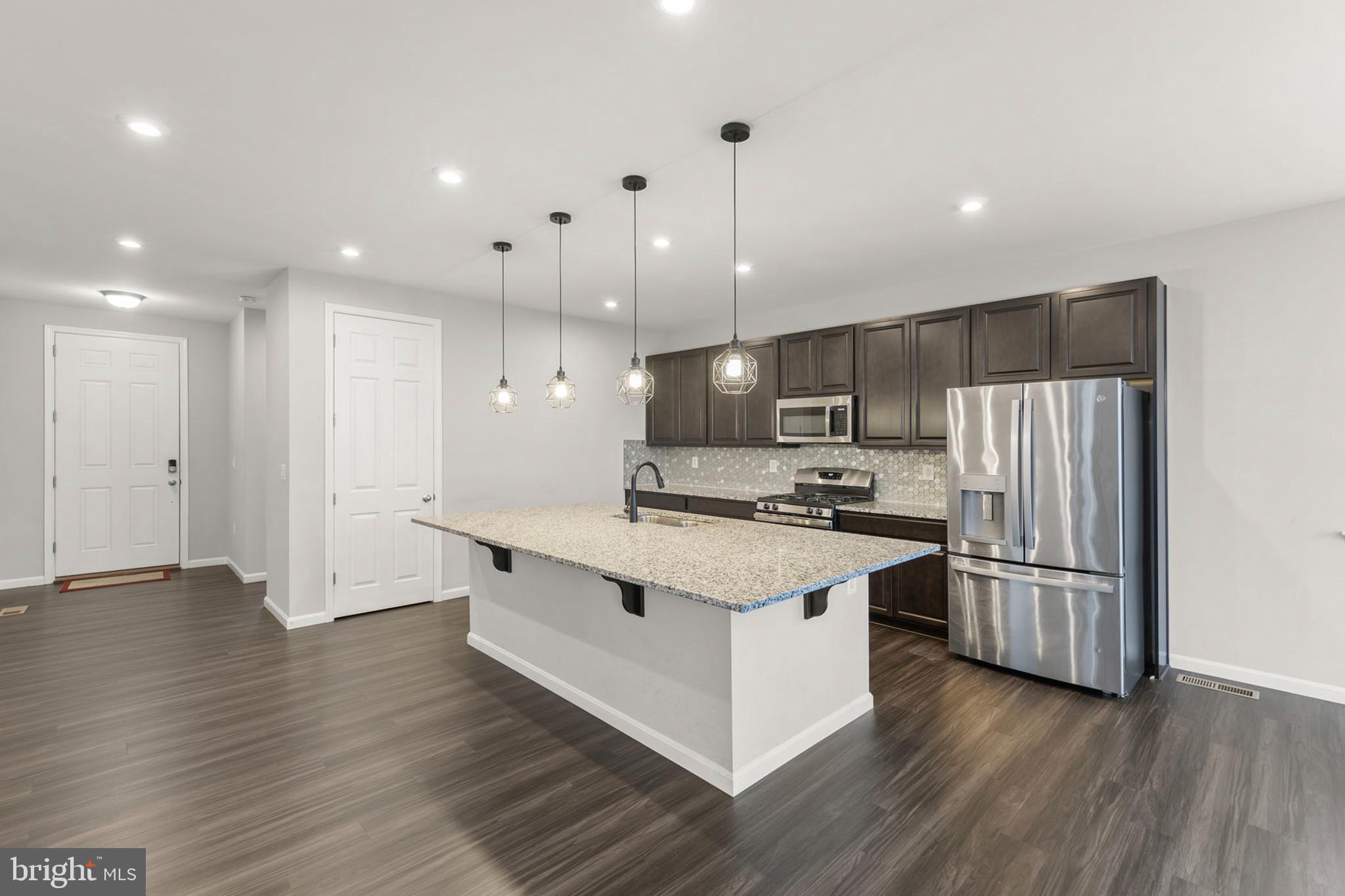 SOUTHERN HILLS - Residential Lease