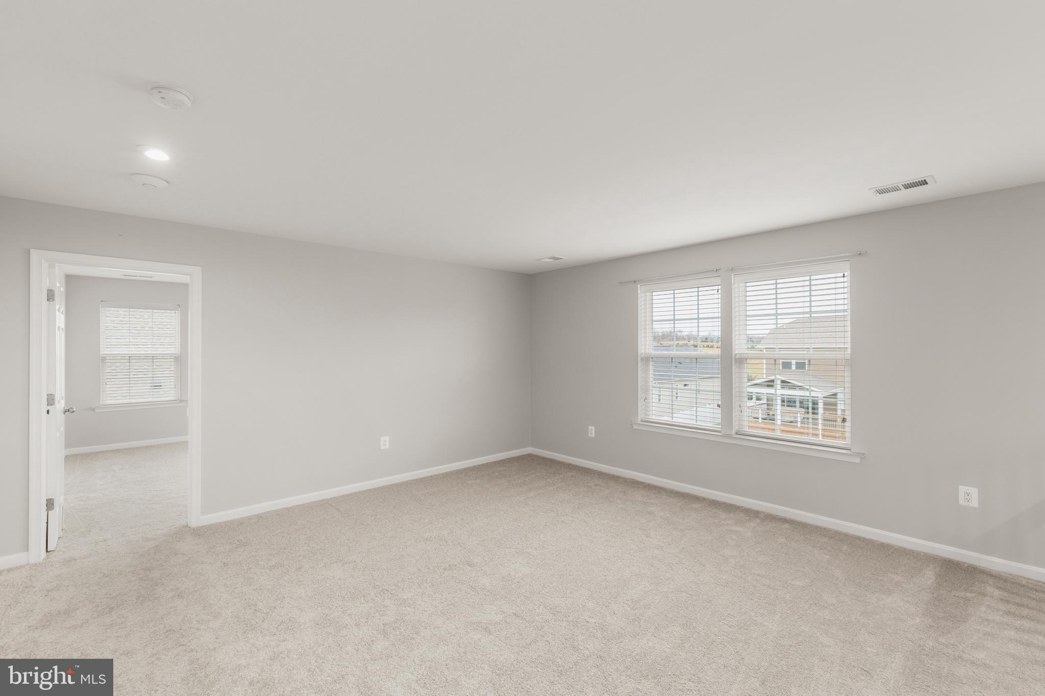 SOUTHERN HILLS - Residential Lease