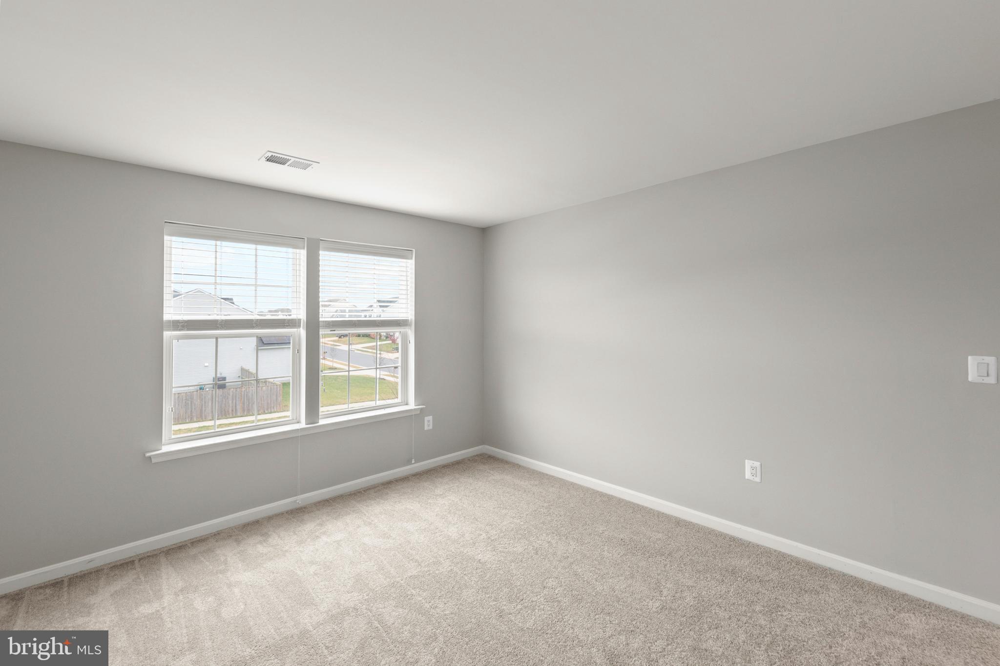 SOUTHERN HILLS - Residential Lease