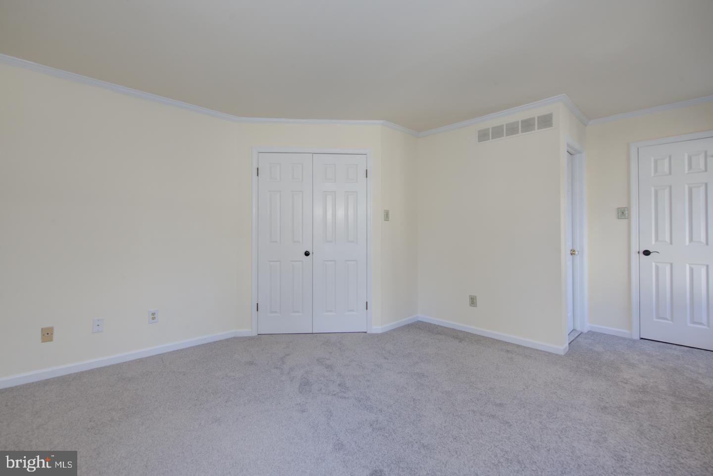 CHESTNUT HILL - Residential Lease