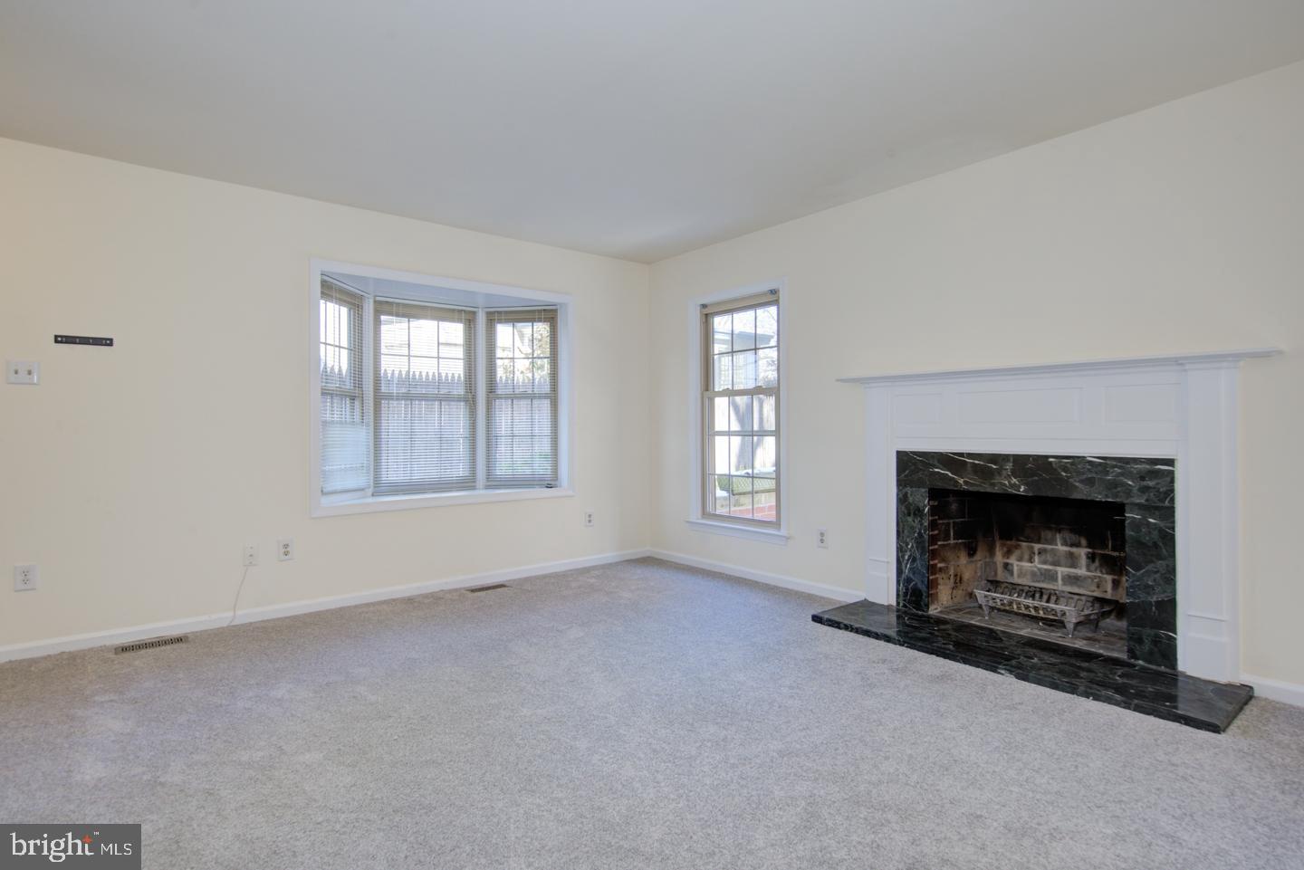 CHESTNUT HILL - Residential Lease