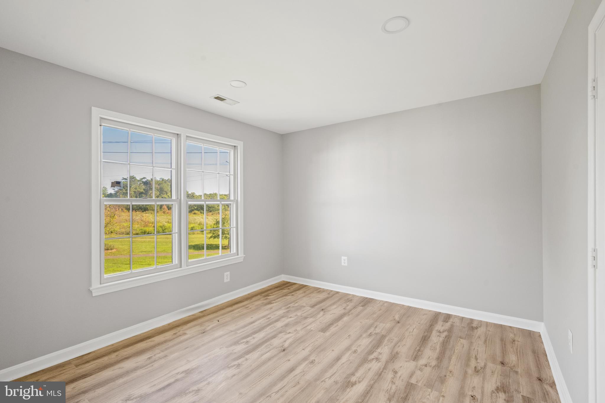 NORTH HART RUN - Residential