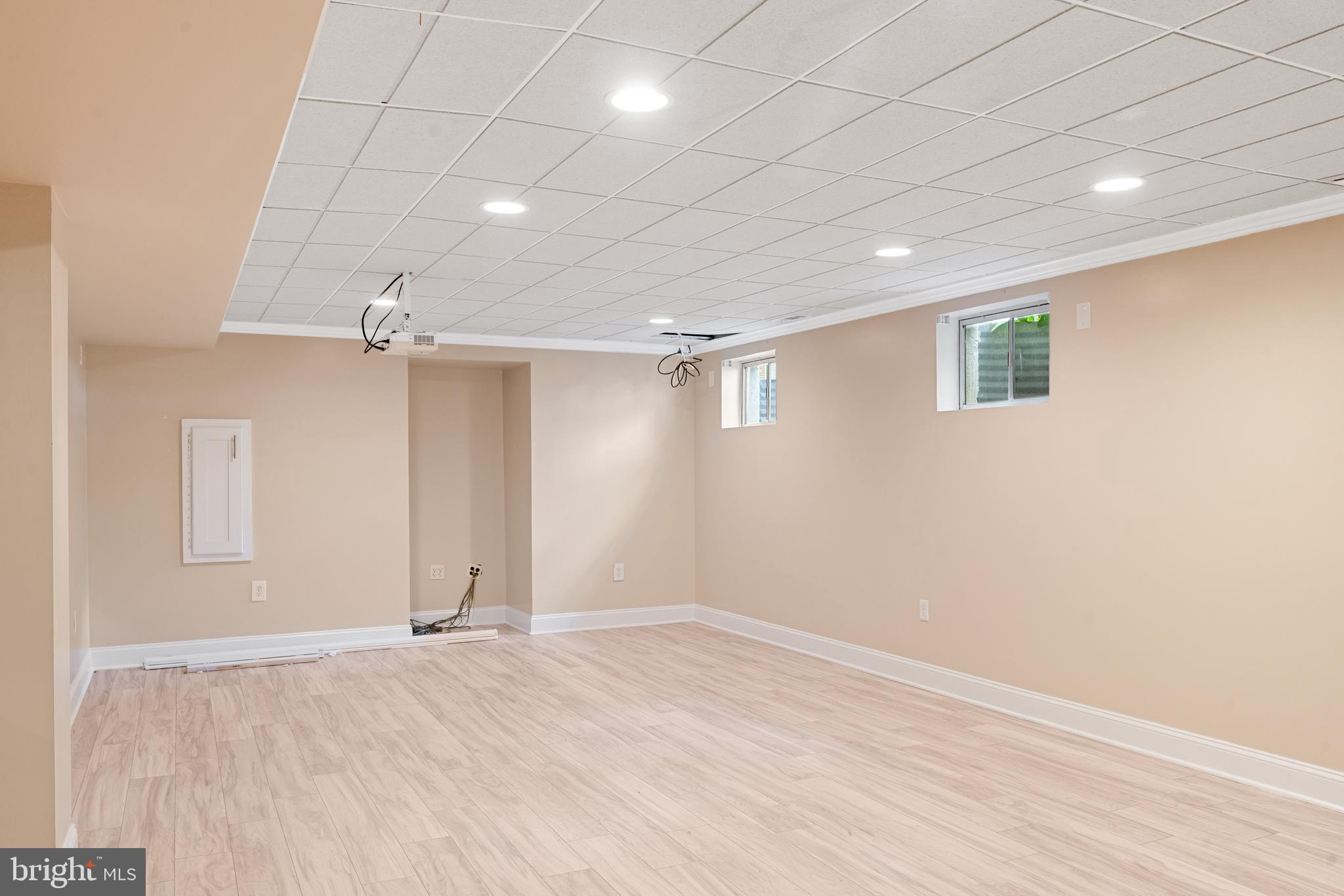 NORTH HART RUN - Residential