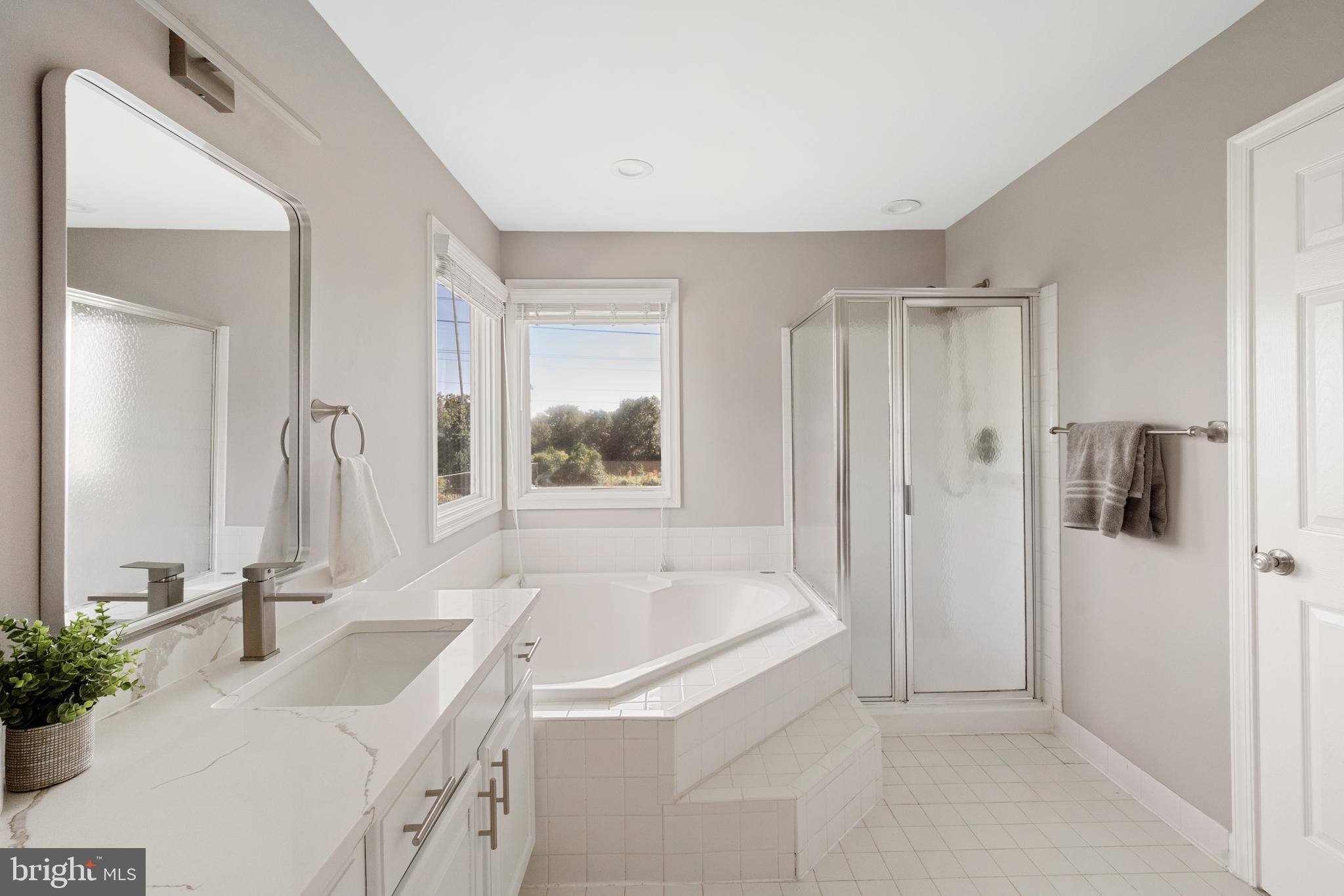 NORTH HART RUN - Residential