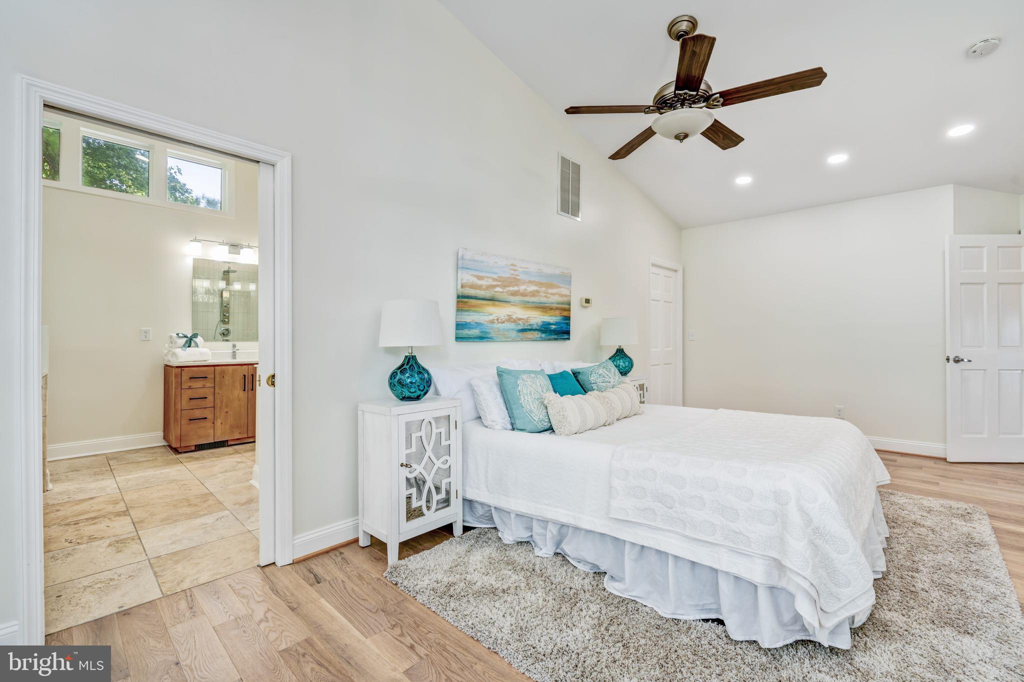 GOOSE POINT ESTATES - Residential