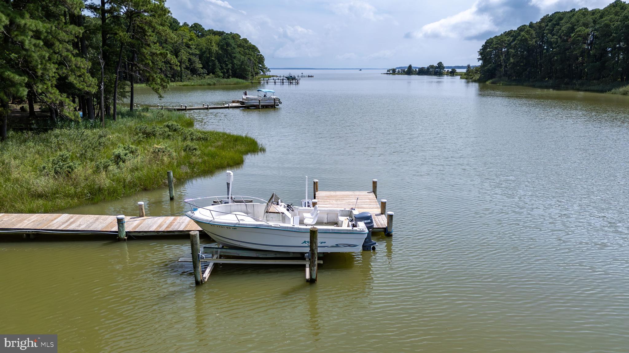 GOOSE POINT ESTATES - Residential