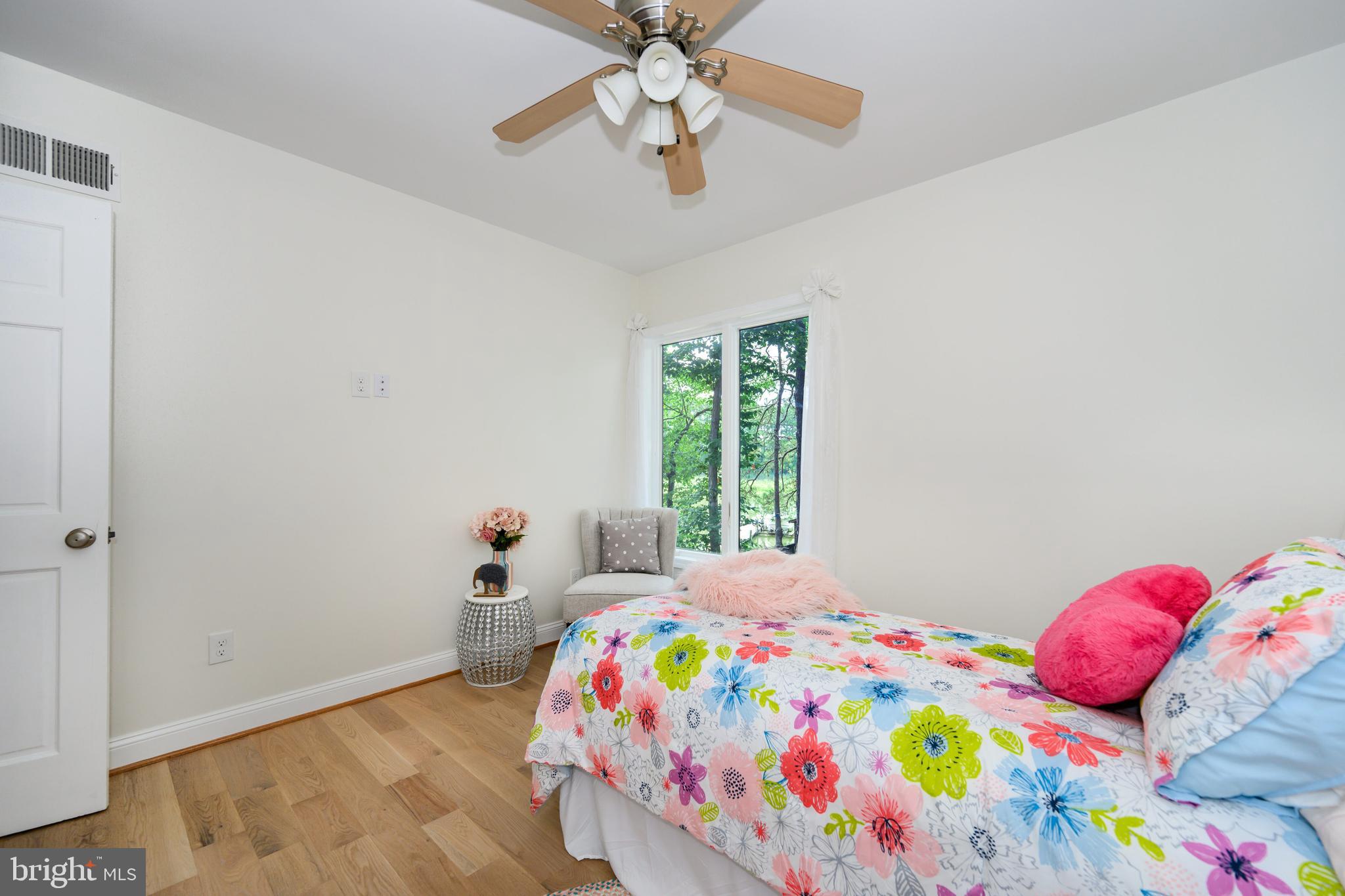 GOOSE POINT ESTATES - Residential