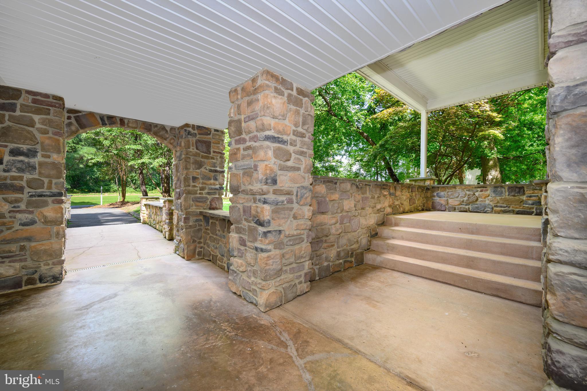 GOOSE POINT ESTATES - Residential