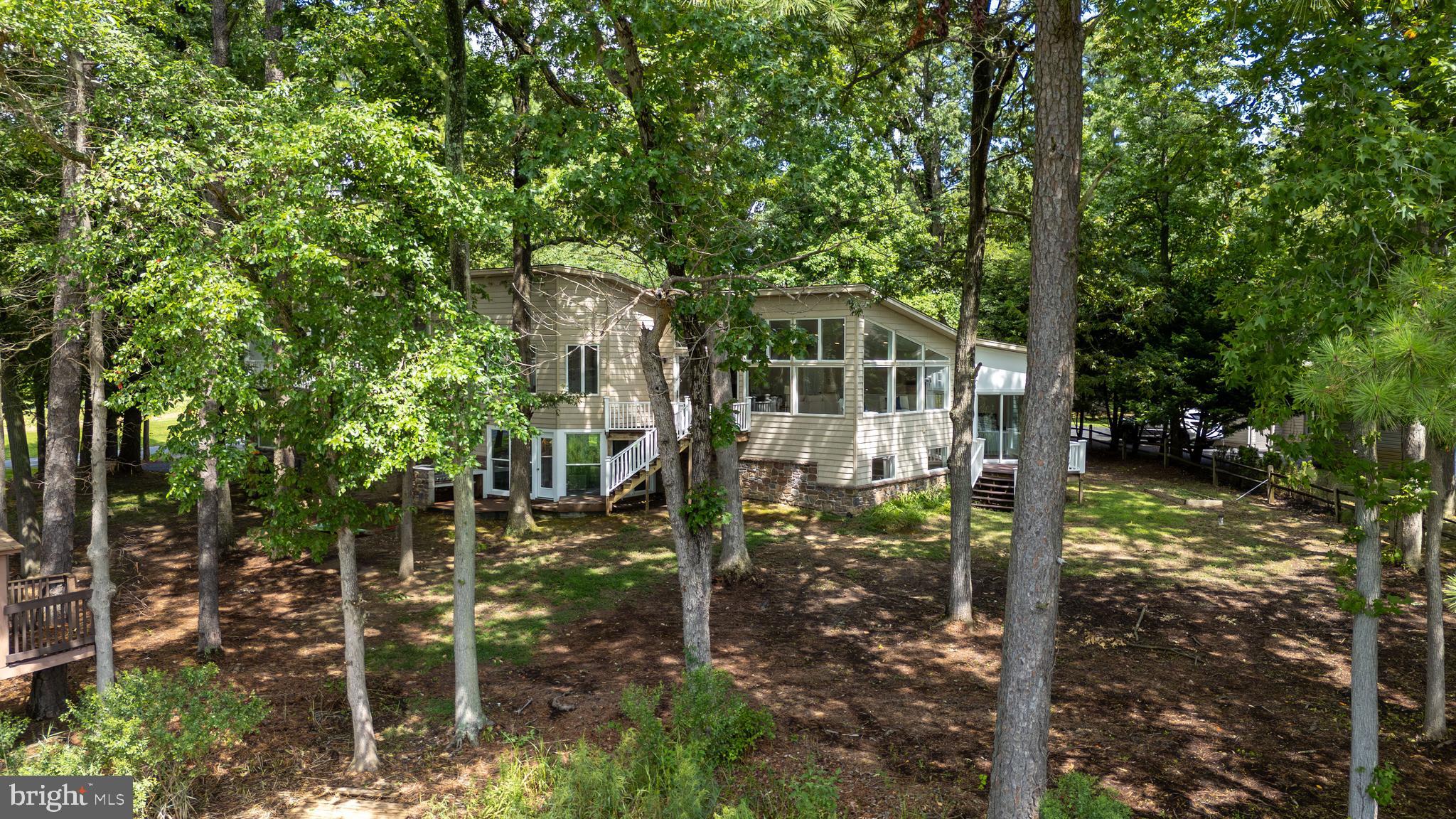 GOOSE POINT ESTATES - Residential