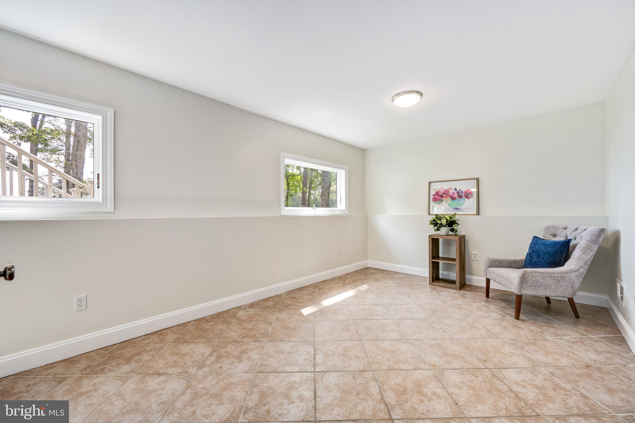 GOOSE POINT ESTATES - Residential