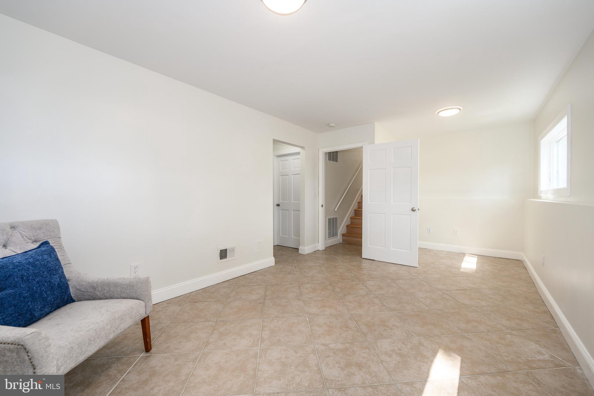 GOOSE POINT ESTATES - Residential