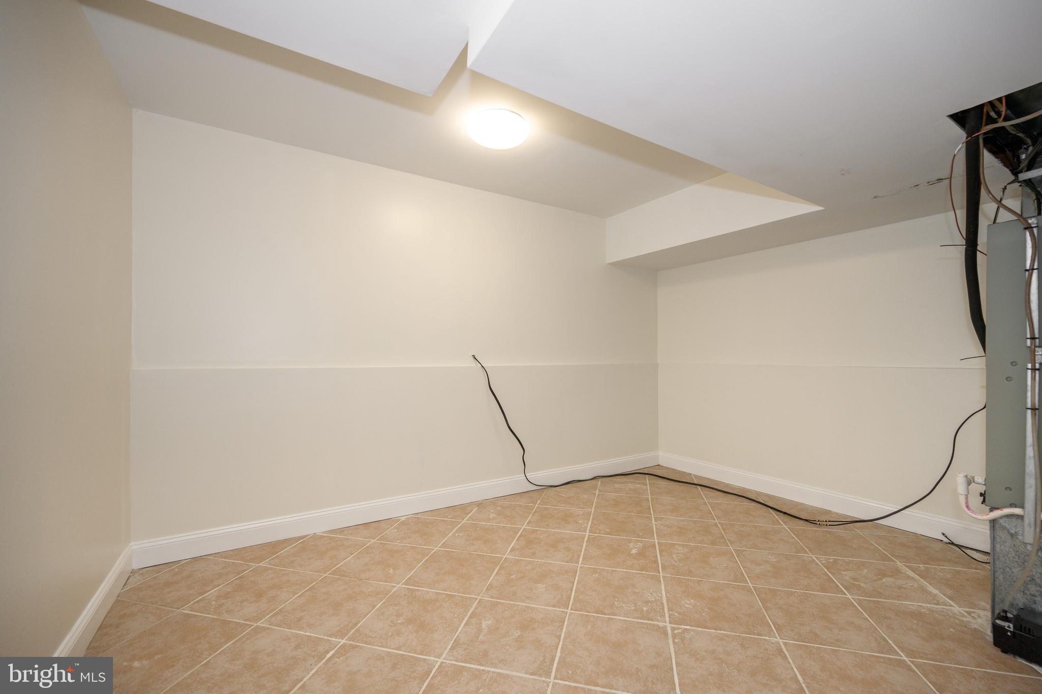 GOOSE POINT ESTATES - Residential