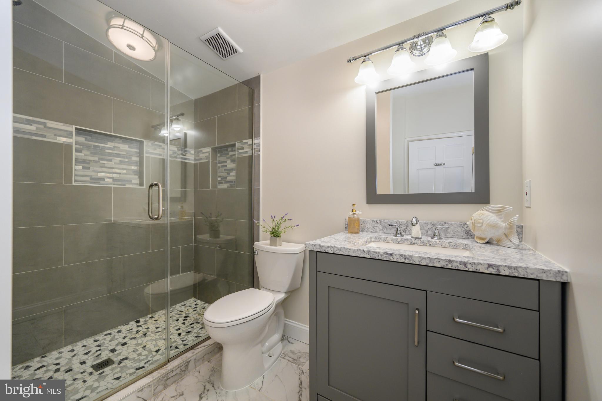 GOOSE POINT ESTATES - Residential