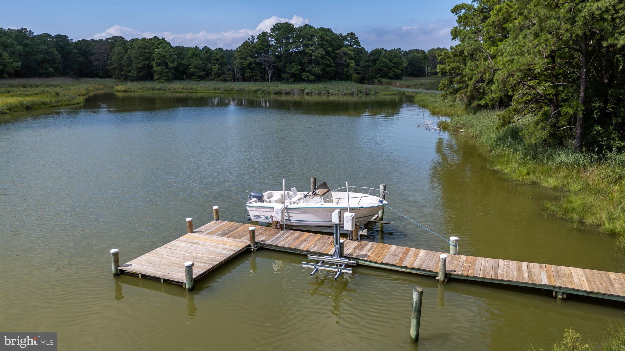 GOOSE POINT ESTATES - Residential