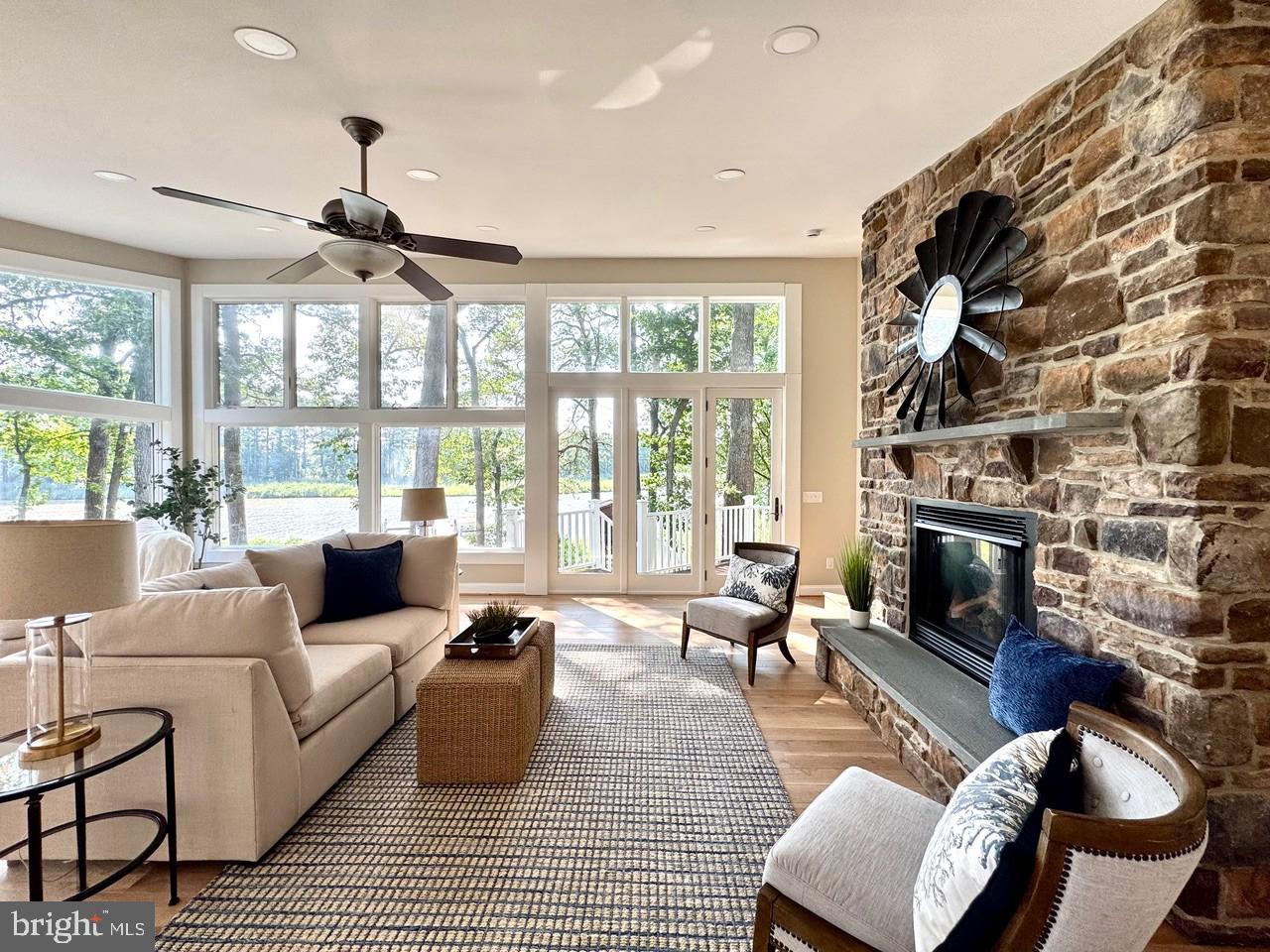 GOOSE POINT ESTATES - Residential