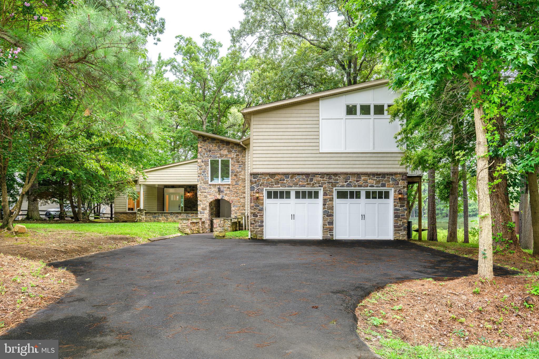 GOOSE POINT ESTATES - Residential