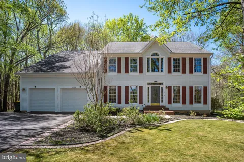 4752 Holly Avenue, Fairfax, VA MLS: VAFX2300876
