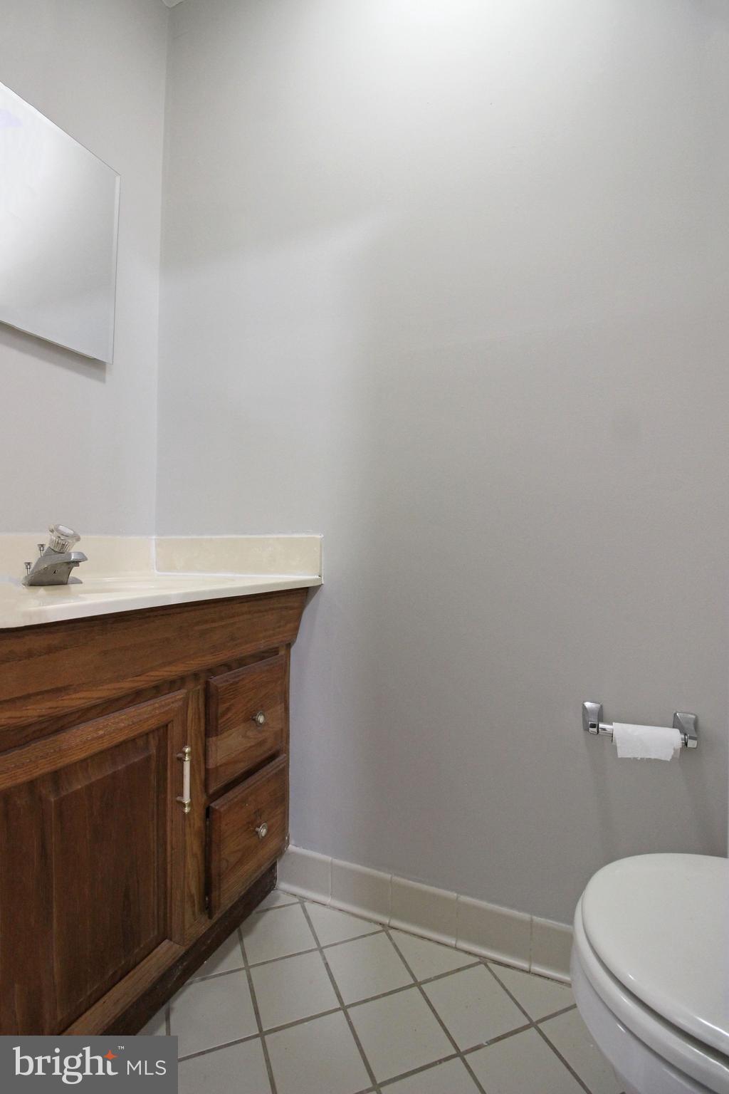 OAKCREST - Residential Lease