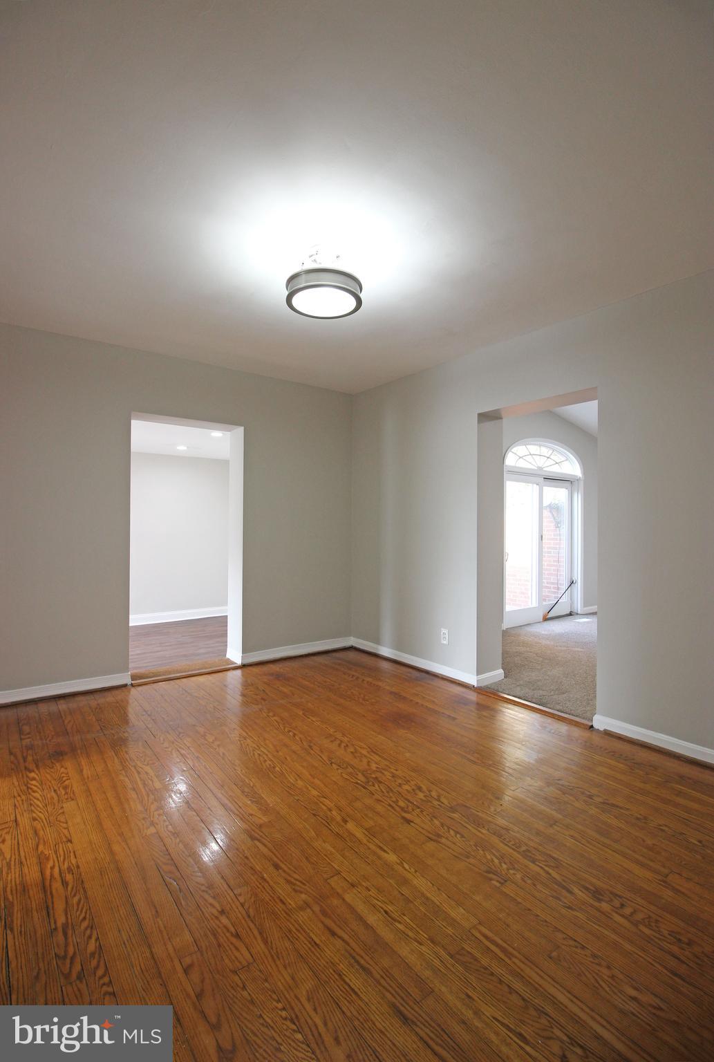 OAKCREST - Residential Lease